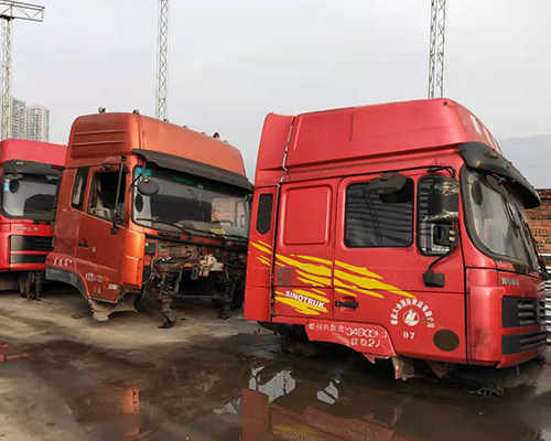 重庆博尔塔拉报废车回收,报废汽车回收厂,重庆报废车公司